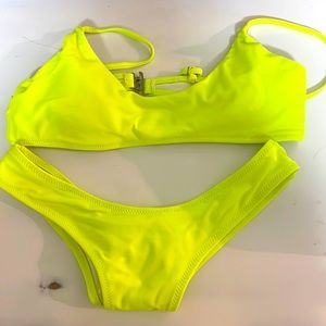 NEON BIKI FROM BEACH!!!!